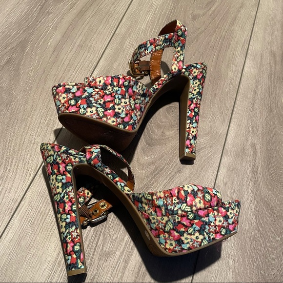 Jessica Simpson Floral Platforms Size 10 - Picture 6 of 6